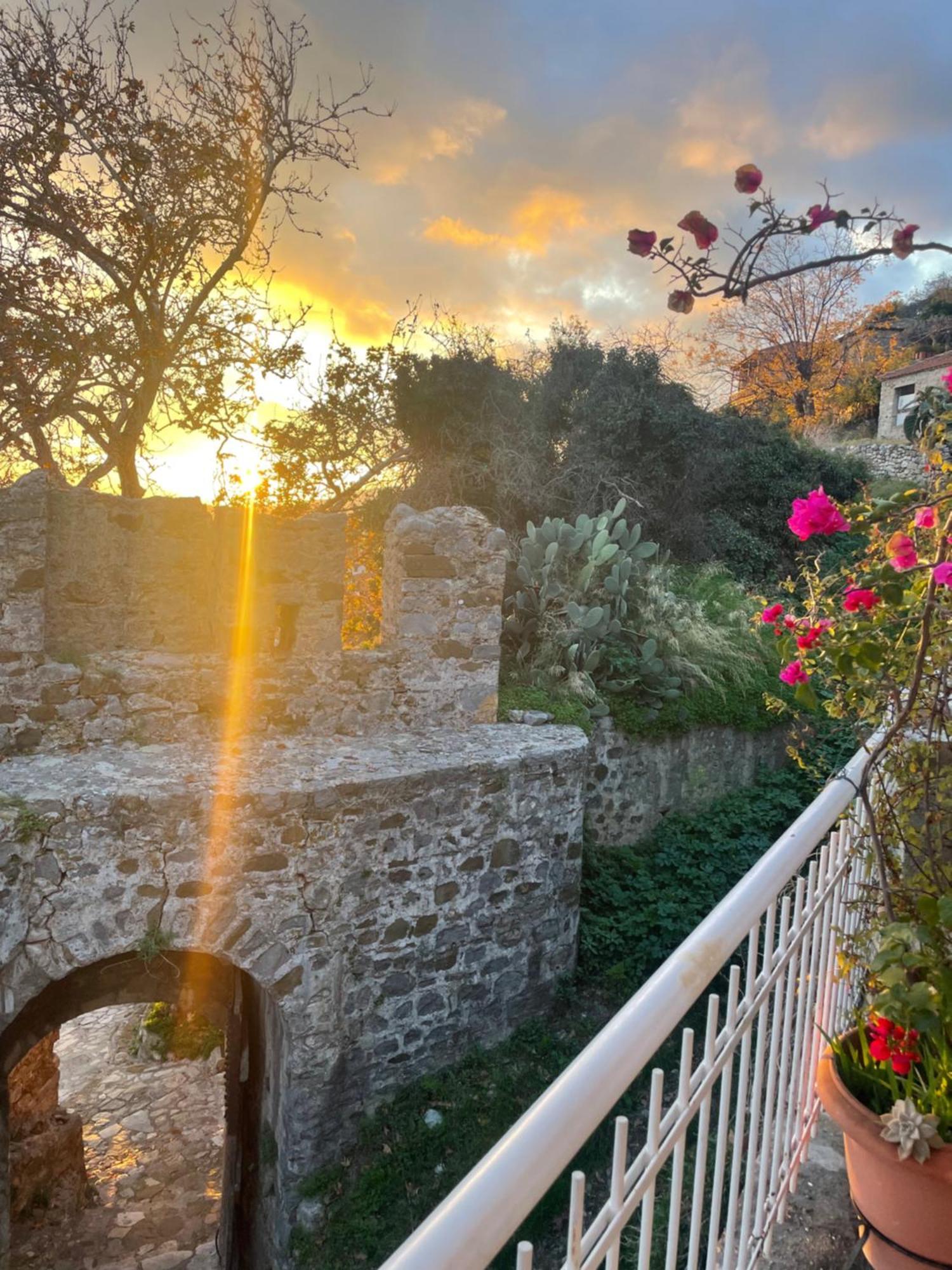 Sideroporta Castle Nafpaktos Guest House Exterior foto