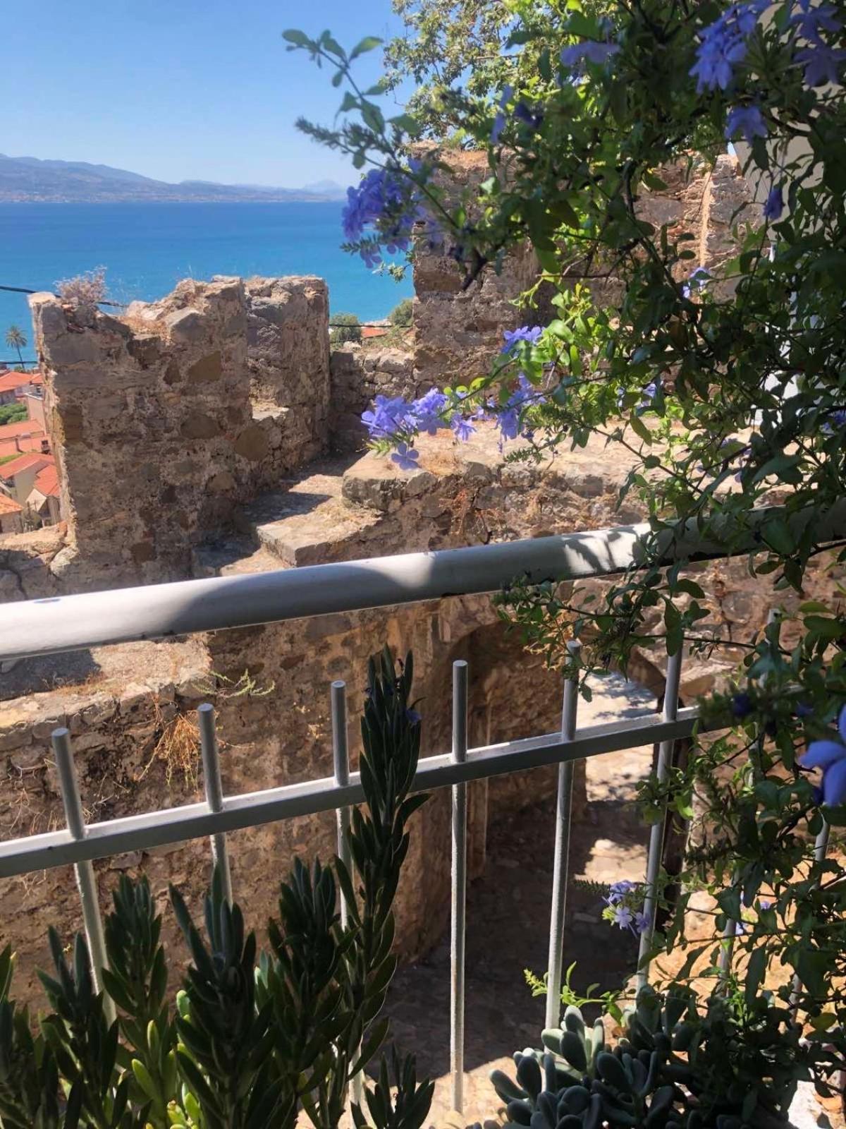 Sideroporta Castle Nafpaktos Guest House Exterior foto